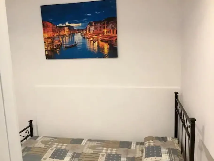 Apartment Close Guglie Bridge Venice